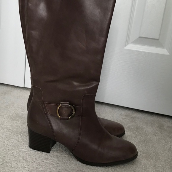 Lands’ End Brown Knee High Boots - Picture 2 of 8